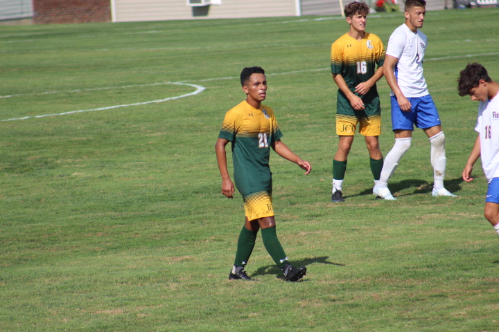 Men's Soccer Goes Toe-For-Toe With No. 4 Genesee CC